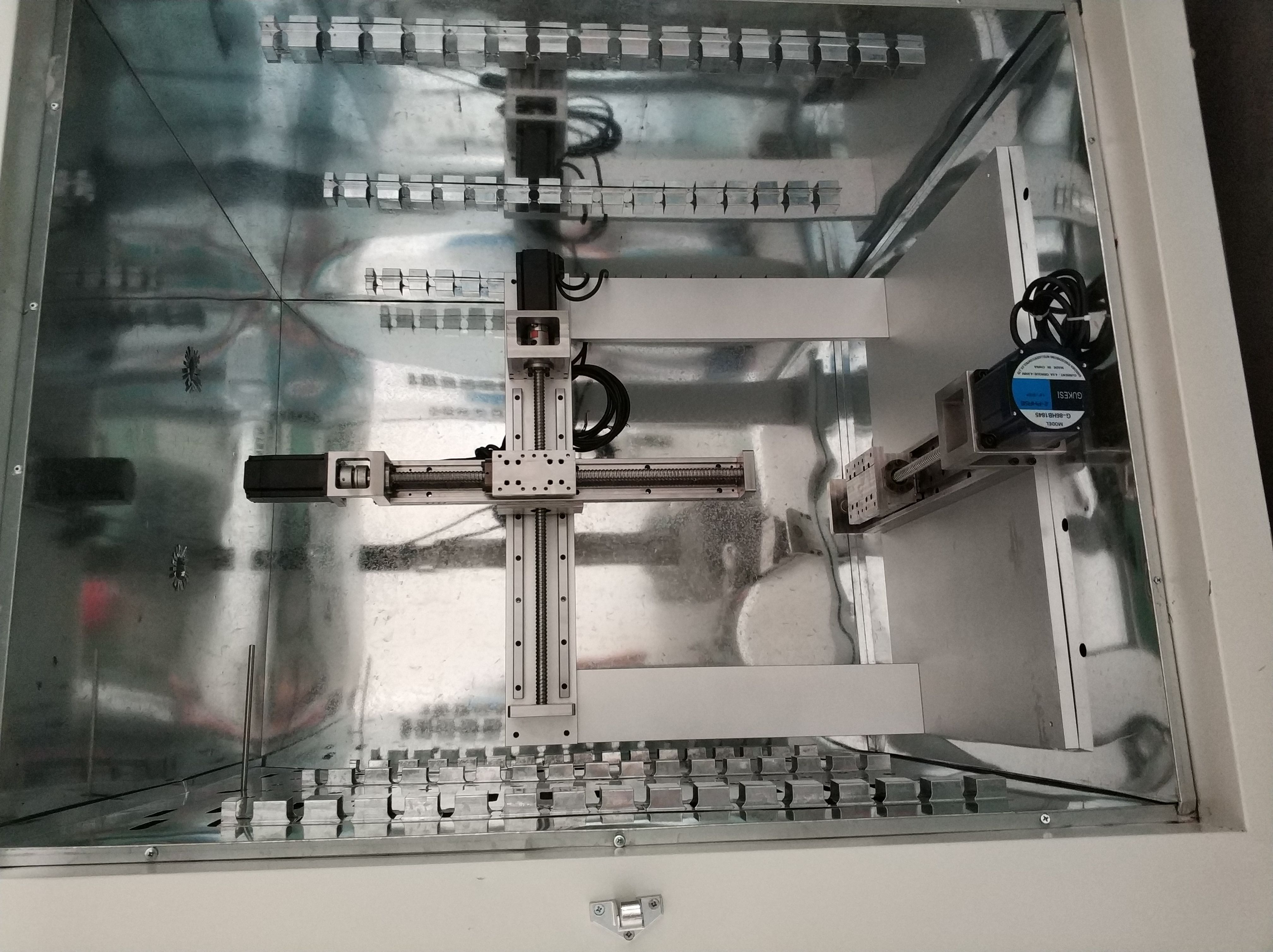 高低溫自動化設(shè)備