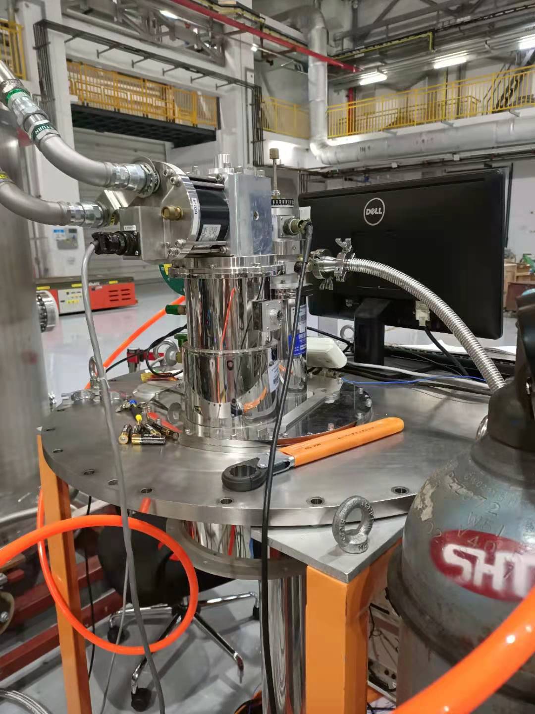 真空高低溫自動化設(shè)備